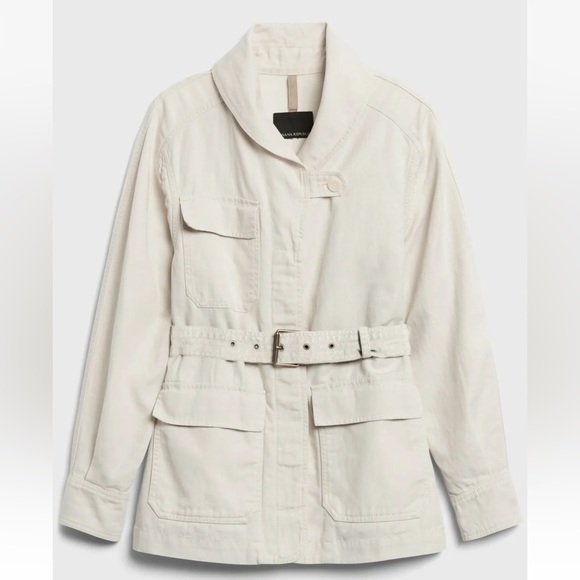 BANANA REPUBLIC Essential Cargo Jacket // Black - Picture 5 of 6